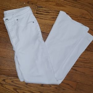 American Eagle white flare jeans
